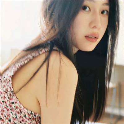 请问芳名