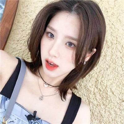 站起来的女孩